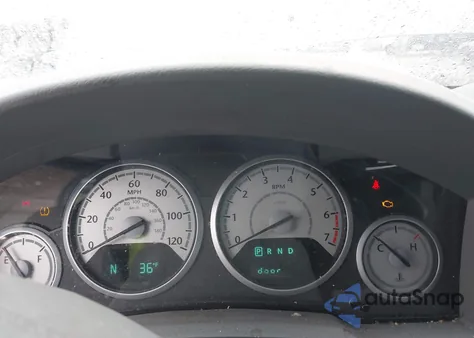 2008 Chrysler Town & Country Touring из США, поврежденный, VIN 2A8HR54P88R150333